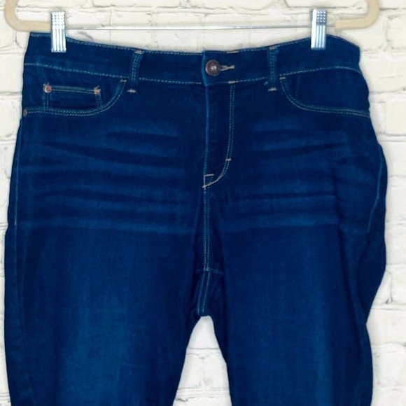 Jordache cropped blue skinny jeans - Picture 3 of 3